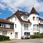 酒店 Arthotel Mare 3*