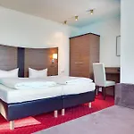 酒店 Arthotel Mare 3*