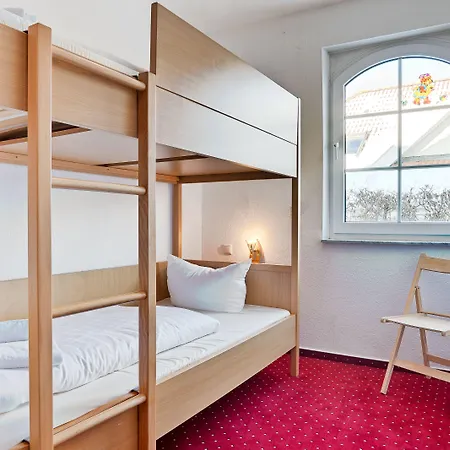 Arthotel Mare Hotell 3*