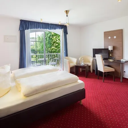 فندق Arthotel Mare 3*