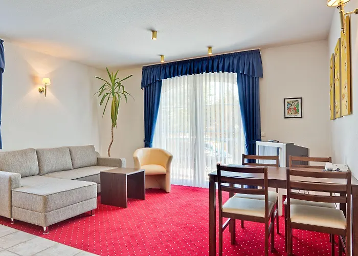 Отель Arthotel Mare