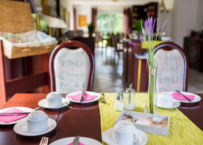 Отель Arthotel Mare